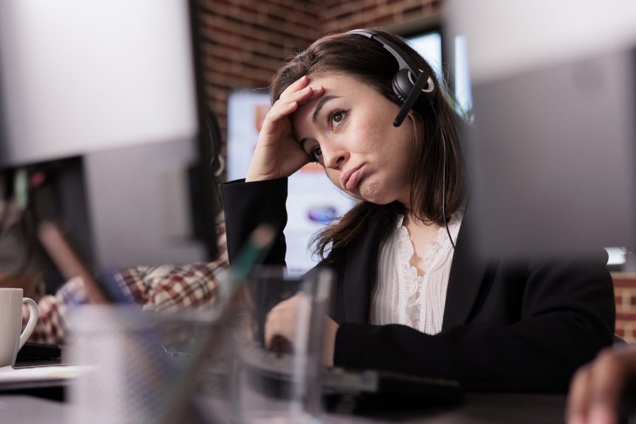 What Our Linked In Poll Reveals About Customer Experience Banner